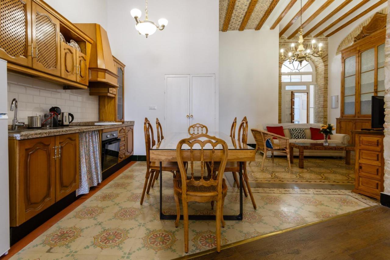 Casa Del Coleccionista By Cadiz4rentals * Cadiz